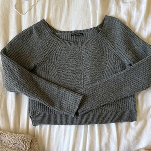 Express Women's Charcoal Ribbed Crew Neck Sweater